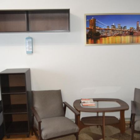 Apartment On Kniaziv Koriatovychiv 9 卡缅涅茨-波多利斯基 外观 照片