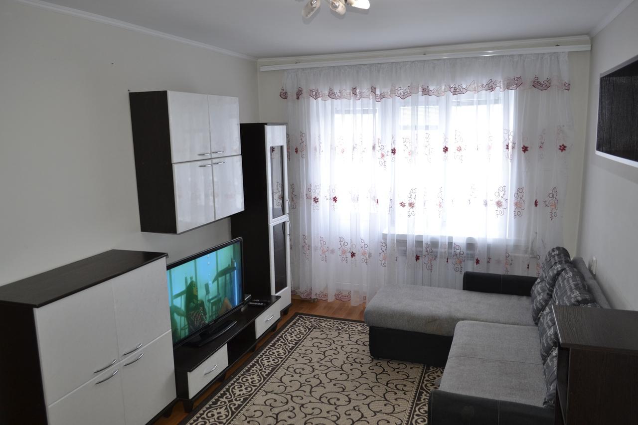 Apartment On Kniaziv Koriatovychiv 9 卡缅涅茨-波多利斯基 外观 照片